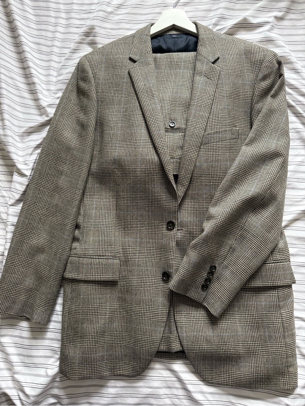 J. Crew Men's Glen Plaid Blazer in Brown and Gray